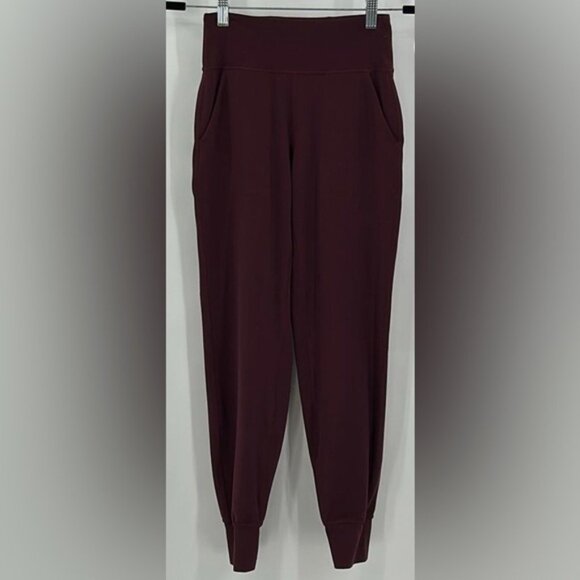 Lululemon Align Jogger 28”Garnet EUC - Picture 5 of 7